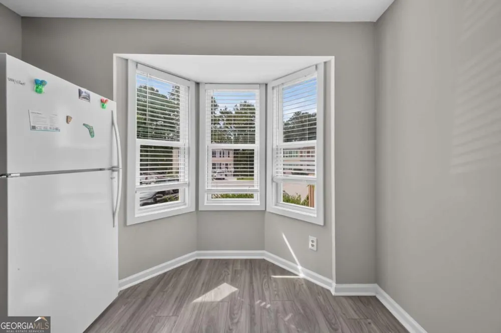 7033 Panda LN Austell, GA 30168
