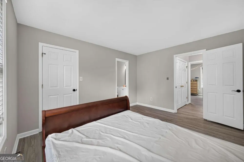 7033 Panda LN Austell, GA 30168