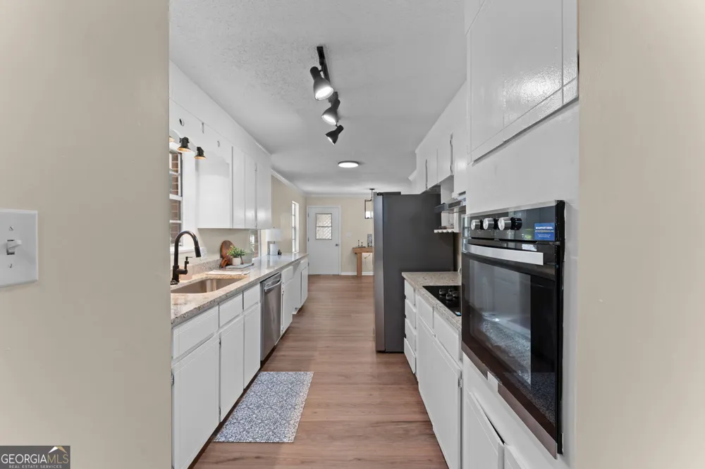 414 Kimberly RD Warner Robins, GA 31088