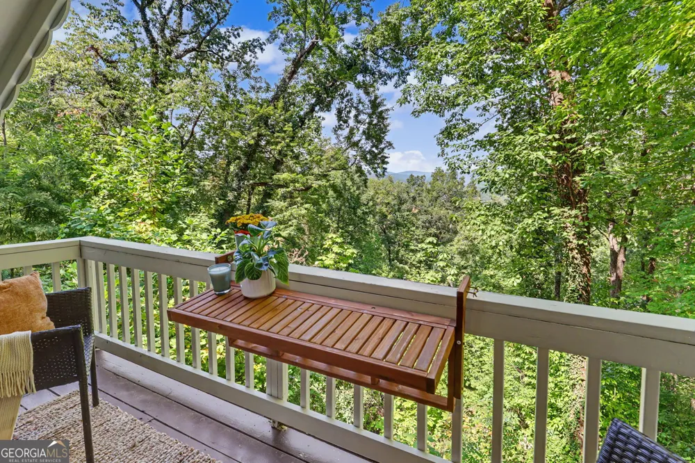 931 Timber Bluff DR Clayton, GA 30525