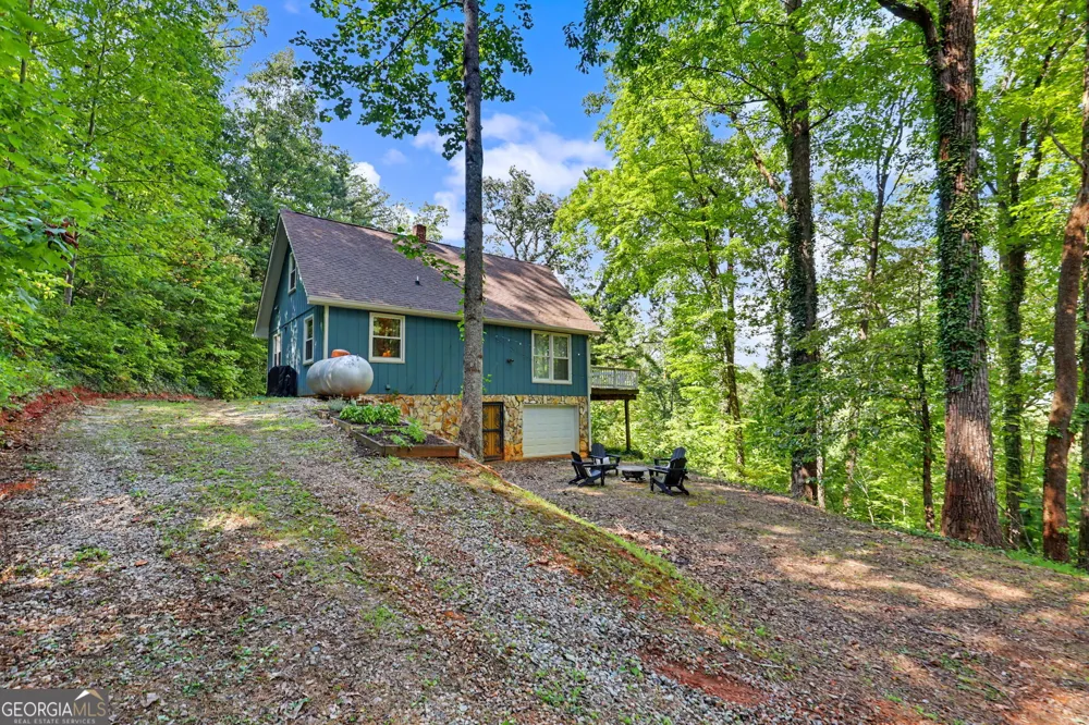 931 Timber Bluff DR Clayton, GA 30525