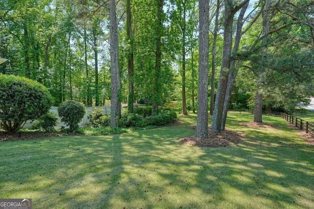 436 Concord RD Smyrna, GA 30082