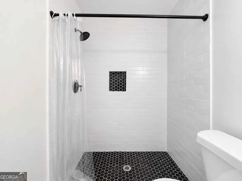 1130 Jamestowne TRL Alpharetta, GA 30009