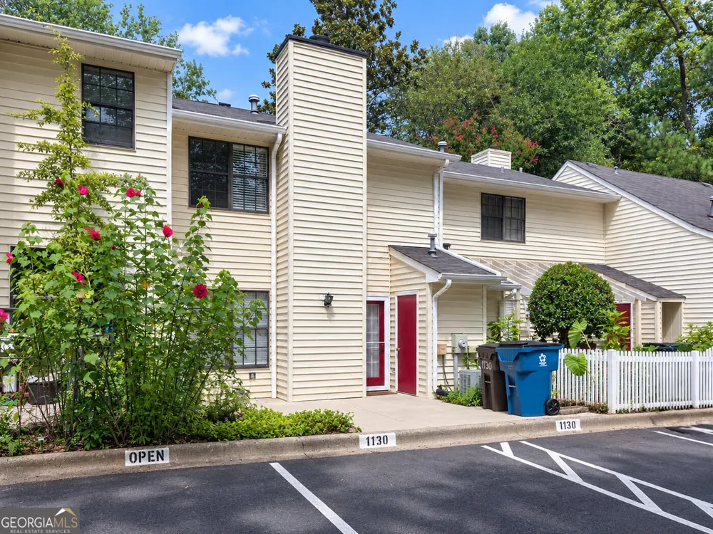 1130 Jamestowne TRL Alpharetta, GA 30009