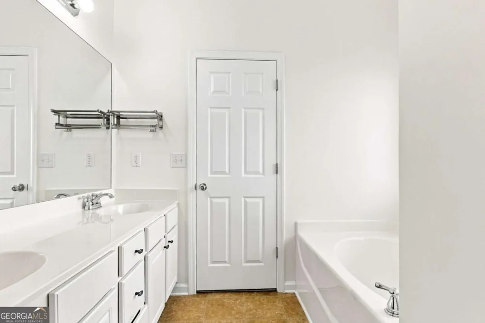 3870 Amberleigh TRCE Gainesville, GA 30507