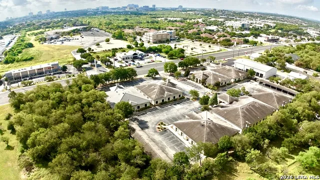 9643 HUEBNER RD #103 & 102 San Antonio, TX 78240