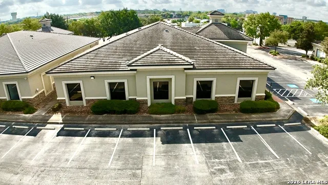 9643 HUEBNER RD #103 & 102 San Antonio, TX 78240