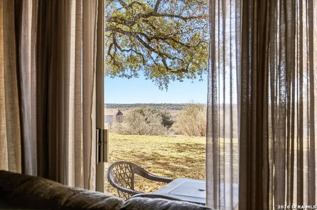 1135 Parkview #APT C18 Canyon Lake, TX 78133