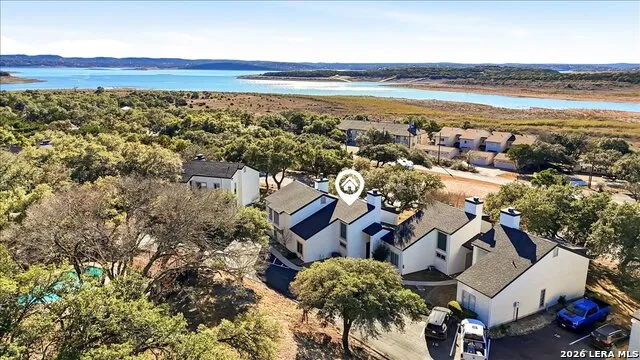 1135 Parkview #APT C18 Canyon Lake, TX 78133