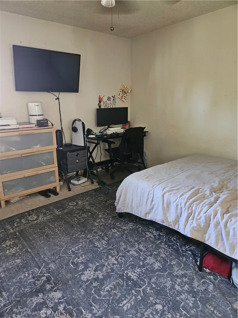 5187 Aspen Drive Montclair, CA 92377