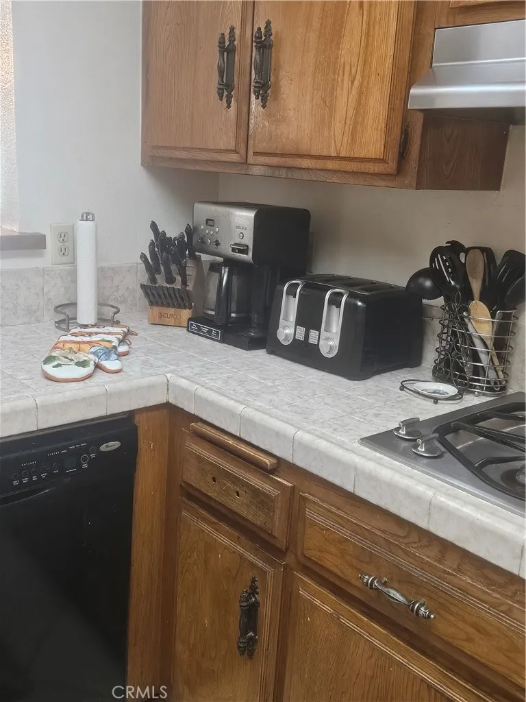5187 Aspen Drive Montclair, CA 92377