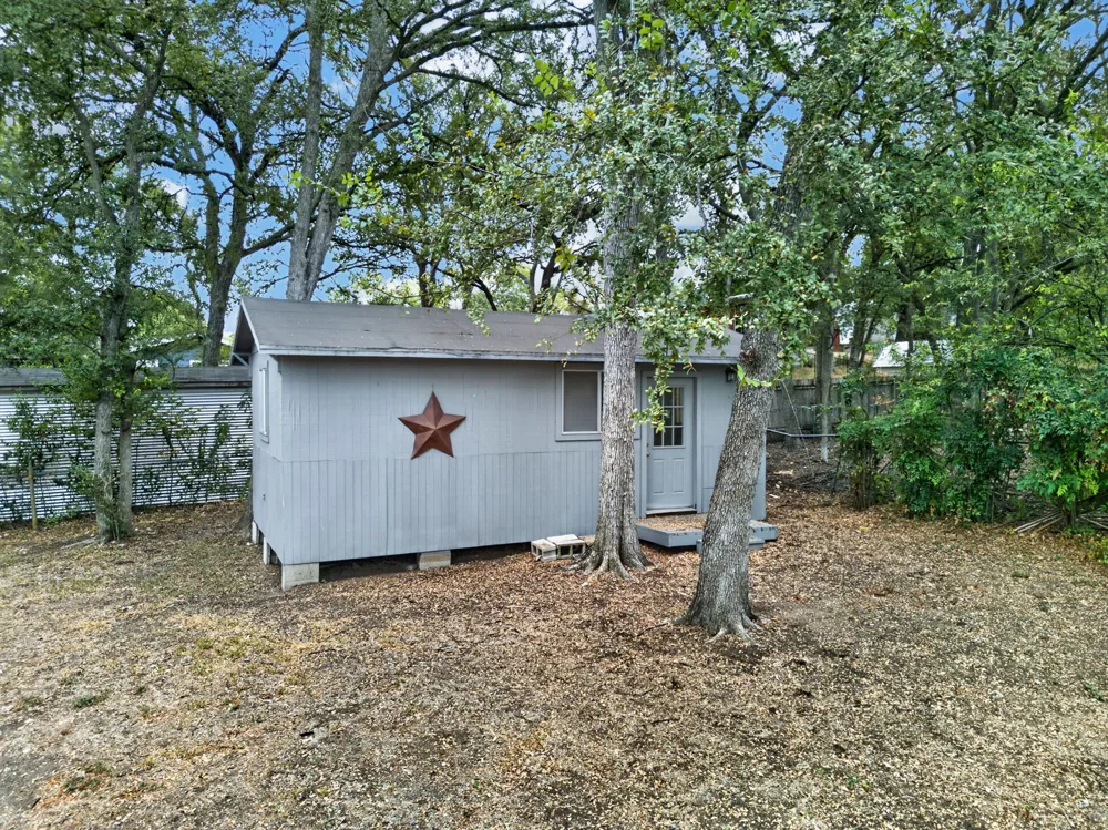 2703 Princeton Drive Austin, TX 78741