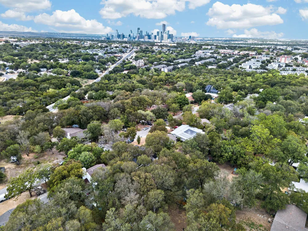 2703 Princeton Drive Austin, TX 78741