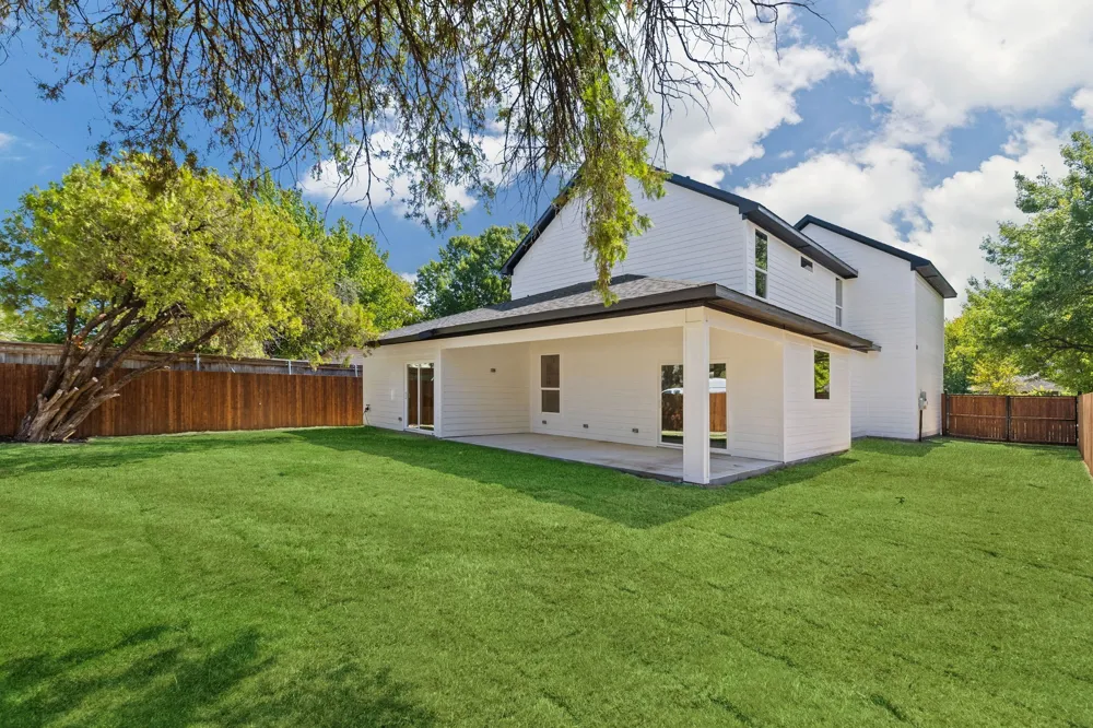 2923 Materhorn Drive Dallas, TX 75228