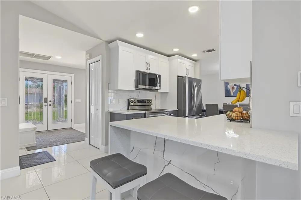 514 SE 34th Terrace Cape Coral, FL 33904