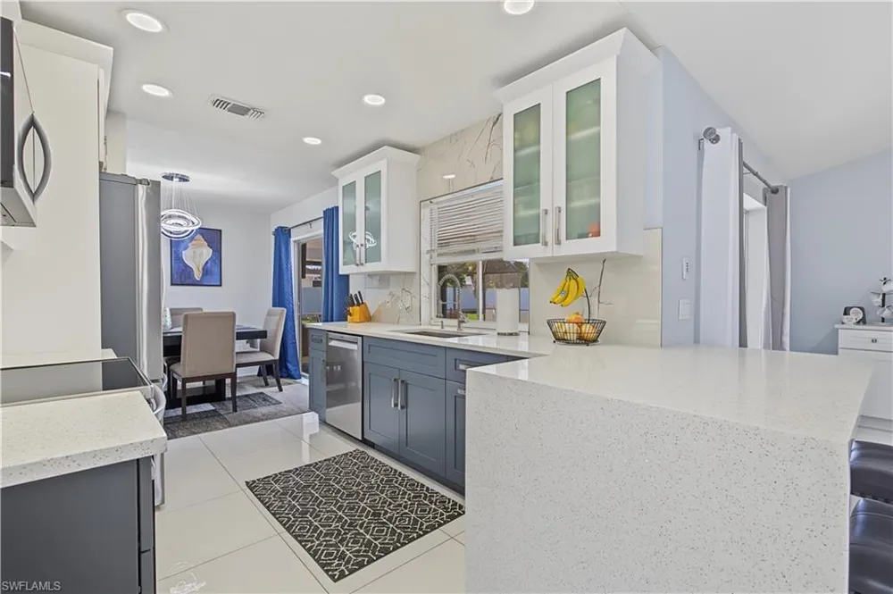 514 SE 34th Terrace Cape Coral, FL 33904