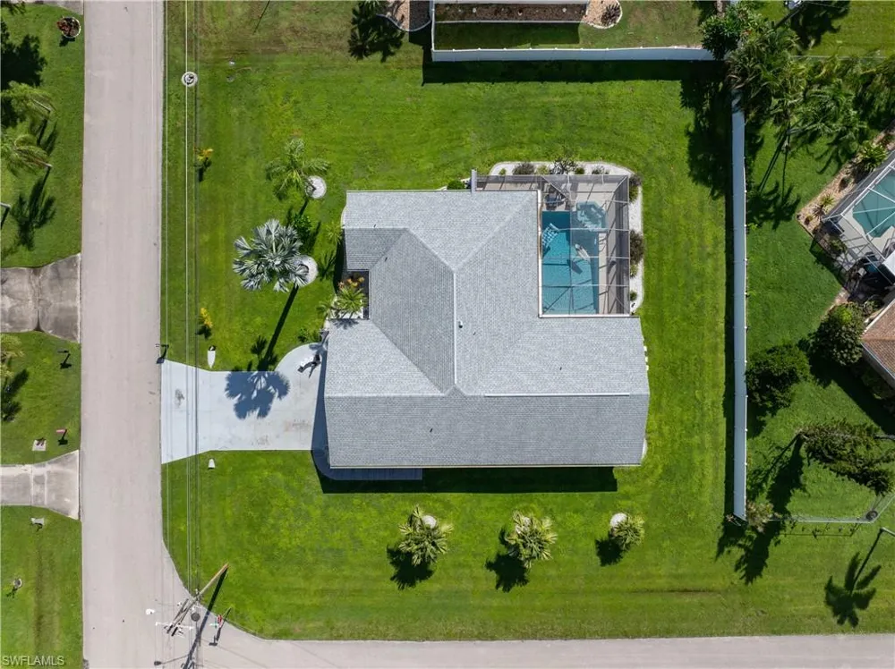 514 SE 34th Terrace Cape Coral, FL 33904