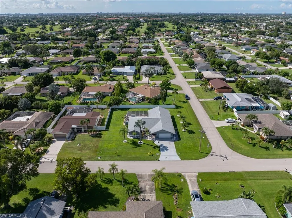 514 SE 34th Terrace Cape Coral, FL 33904