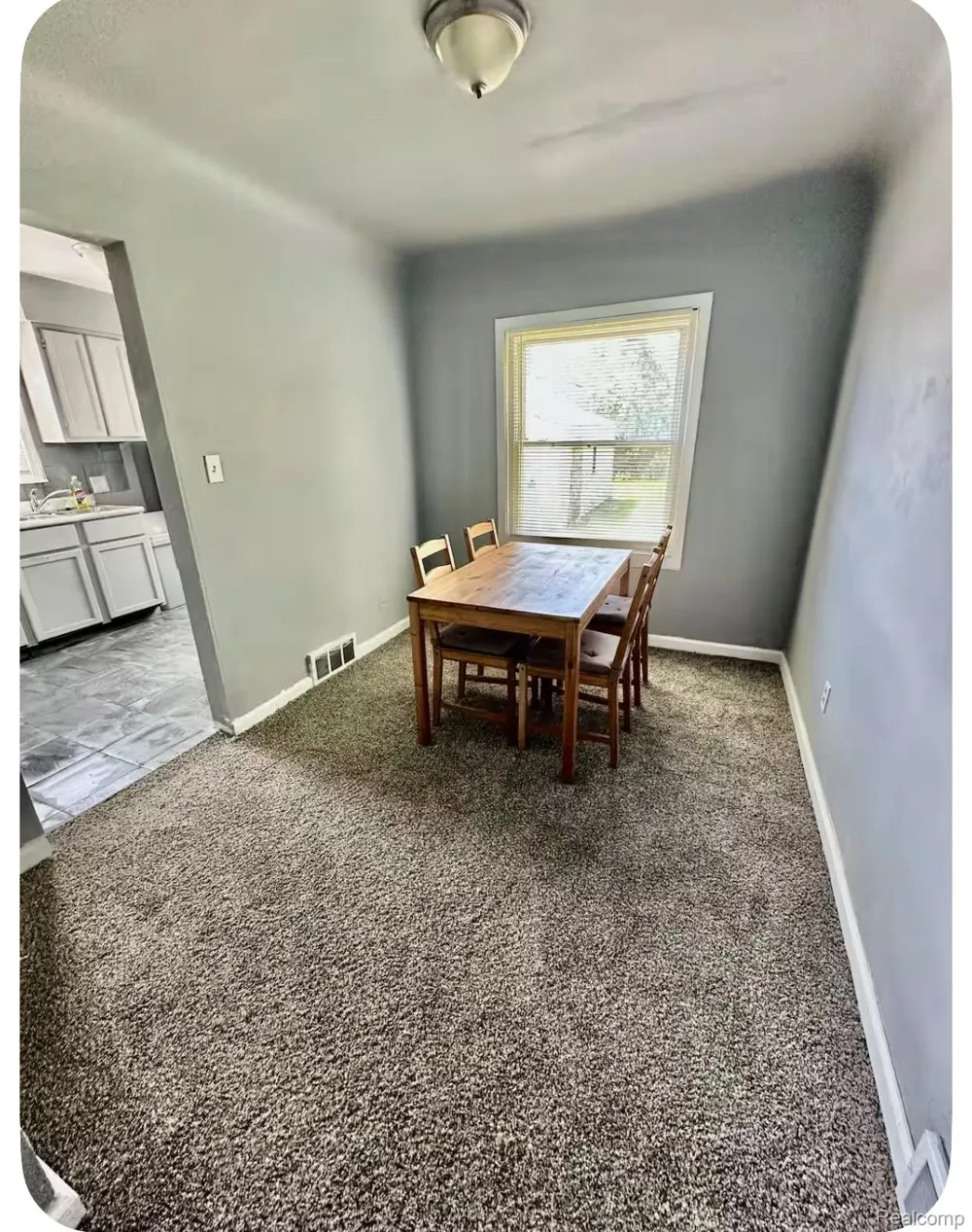 19129 Strasburg Street Detroit City, MI 48205