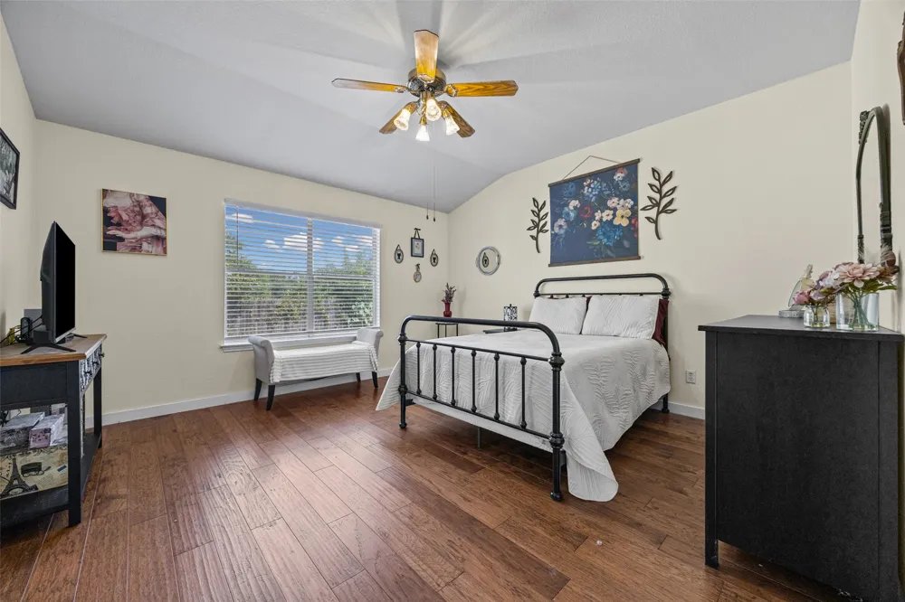 1109 Chardonnay Crossing Leander, TX 78641