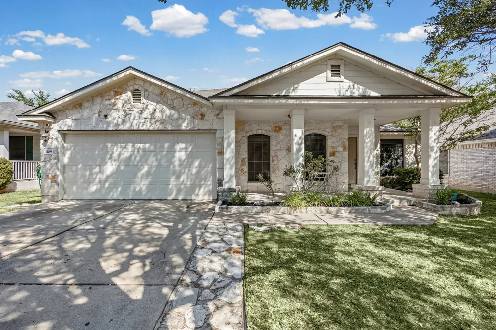 1109 Chardonnay Crossing Leander, TX 78641