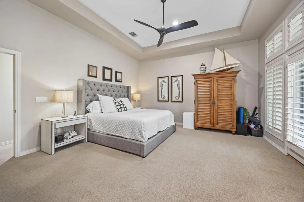 917 Challenger Lakeway, TX 78734