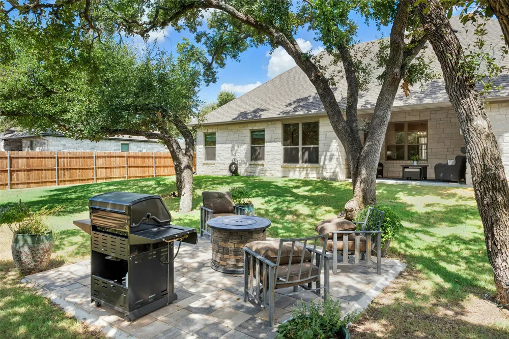 11175 Golden Eagle Avenue Salado, TX 76571