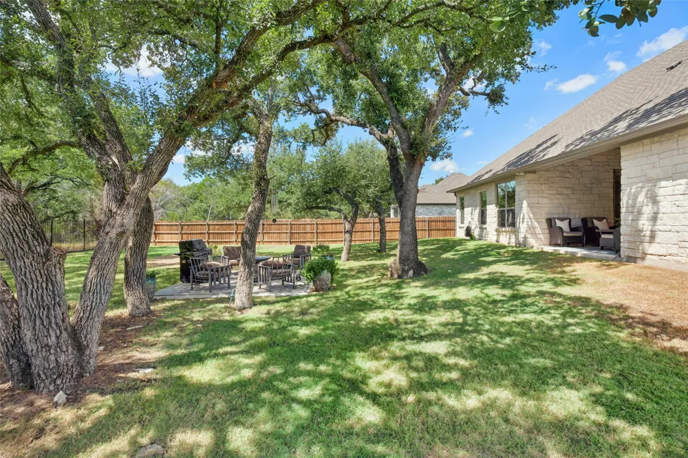 11175 Golden Eagle Avenue Salado, TX 76571