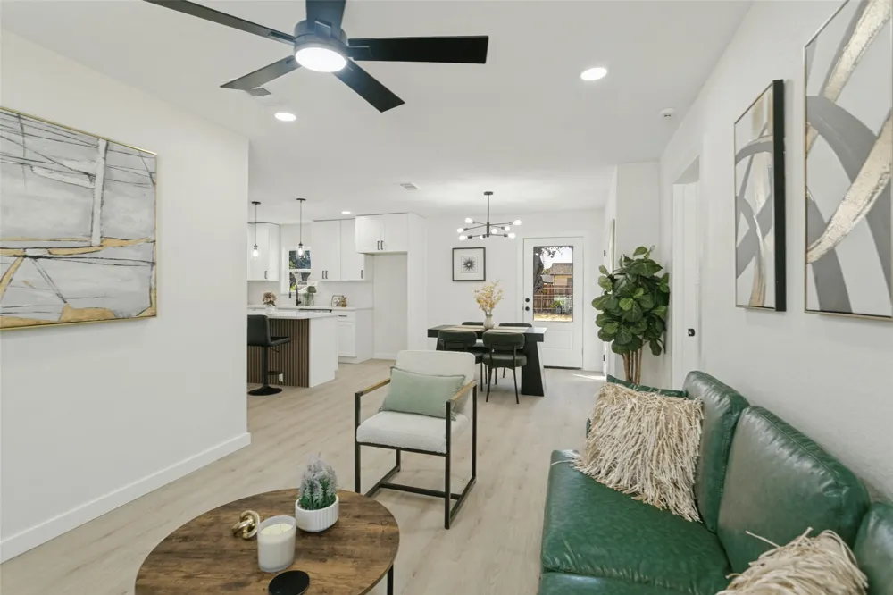 2812 E 15th Street Plano, TX 75074