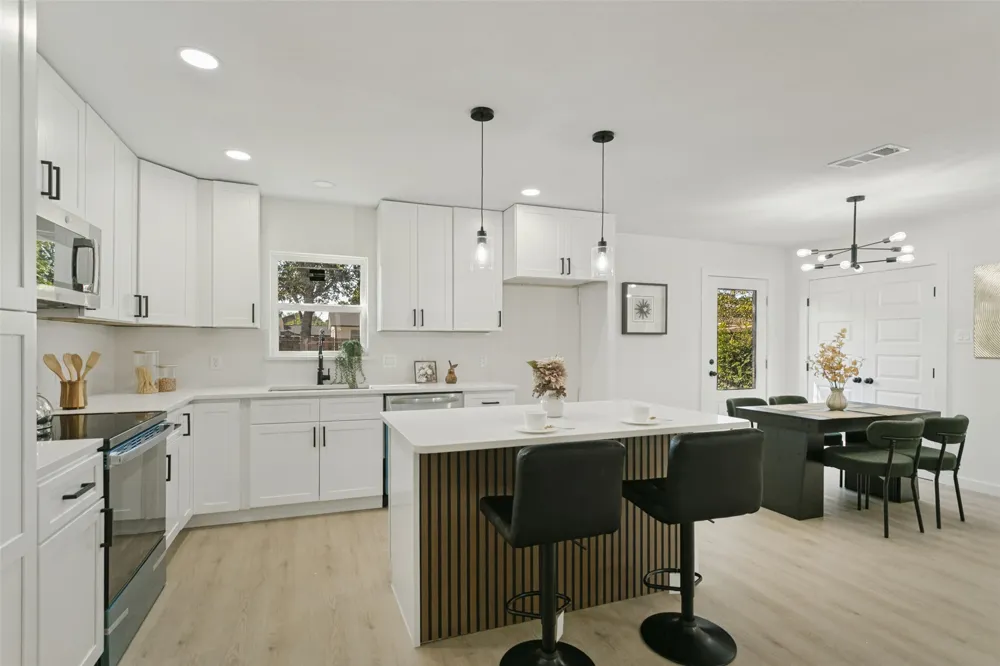 2812 E 15th Street Plano, TX 75074