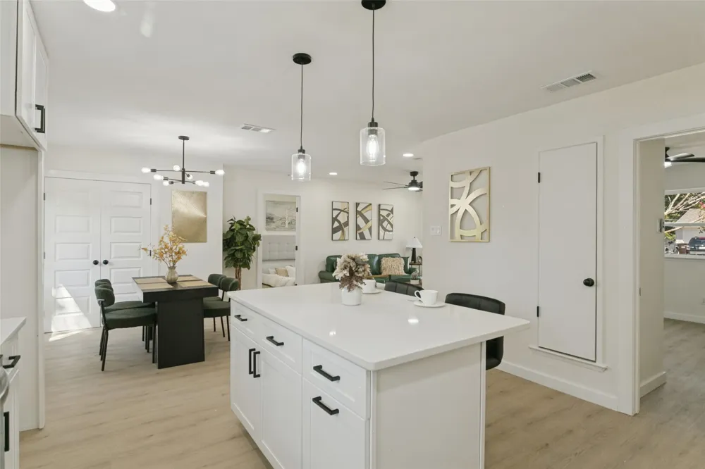 2812 E 15th Street Plano, TX 75074