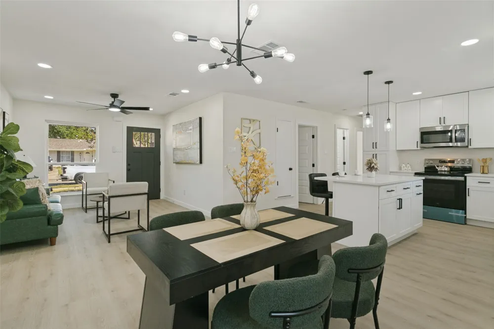 2812 E 15th Street Plano, TX 75074