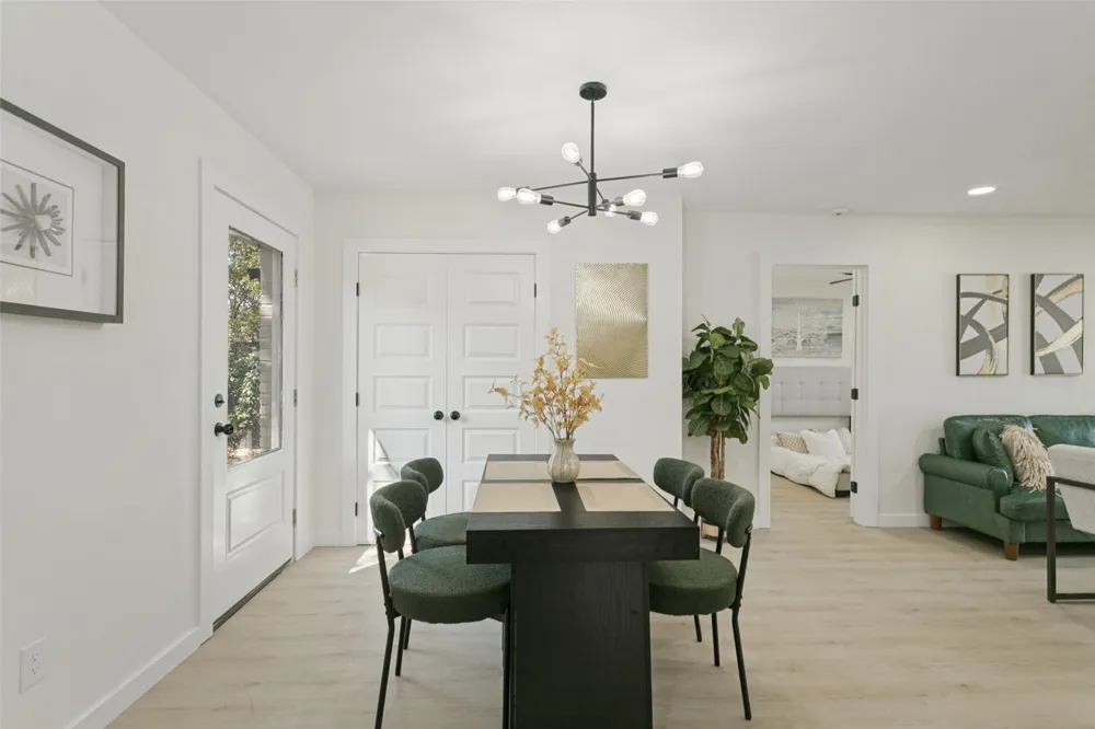 2812 E 15th Street Plano, TX 75074