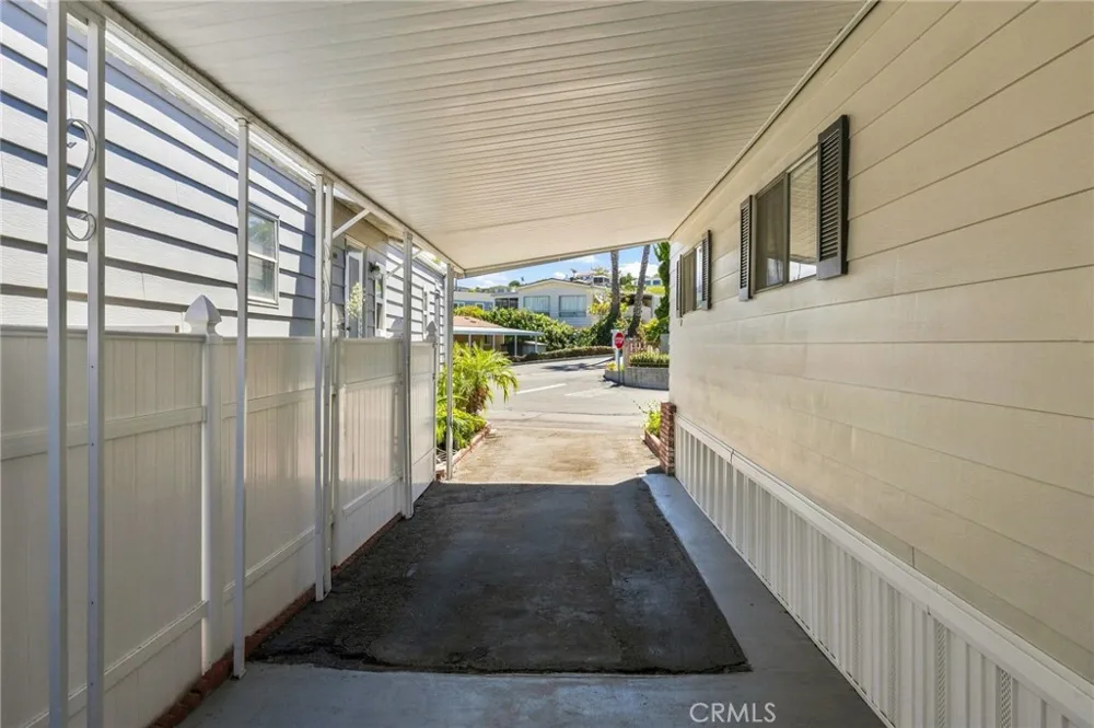 2550 Pacific Coast Hwy #30 Torrance, CA 90505