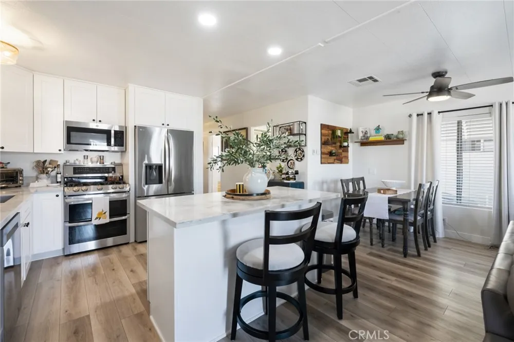 2550 Pacific Coast Hwy #30 Torrance, CA 90505