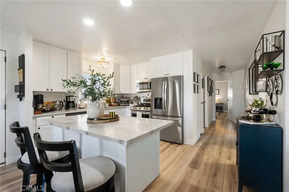 2550 Pacific Coast Hwy #30 Torrance, CA 90505