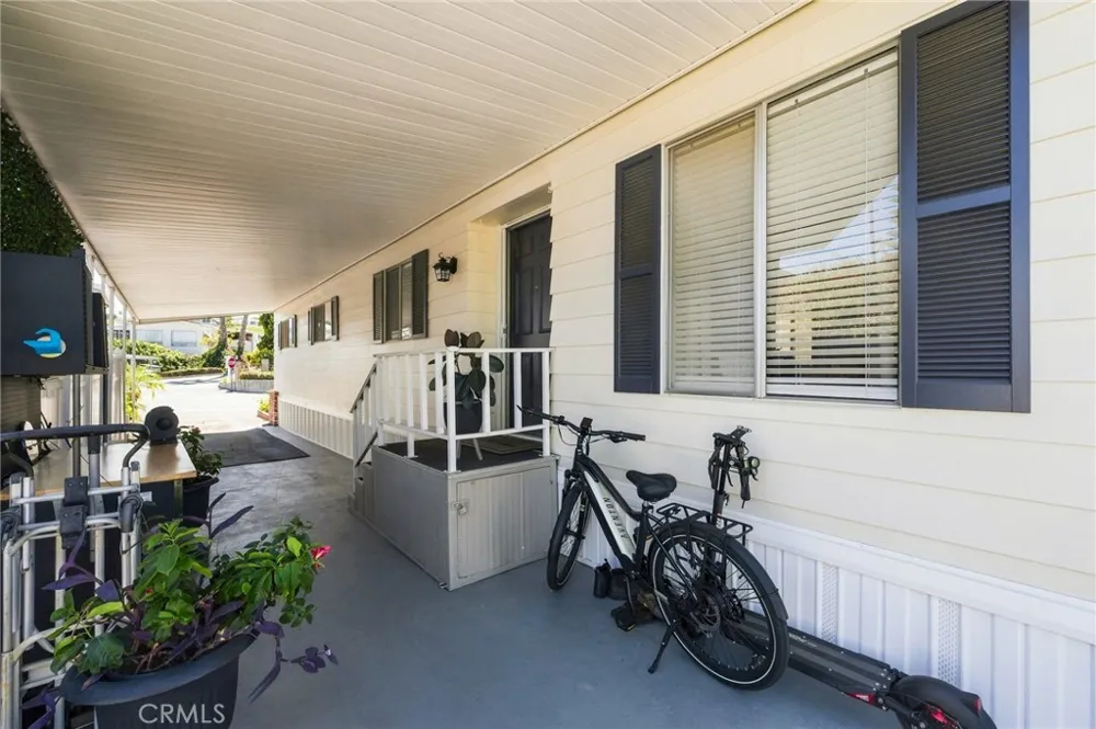 2550 Pacific Coast Hwy #30 Torrance, CA 90505