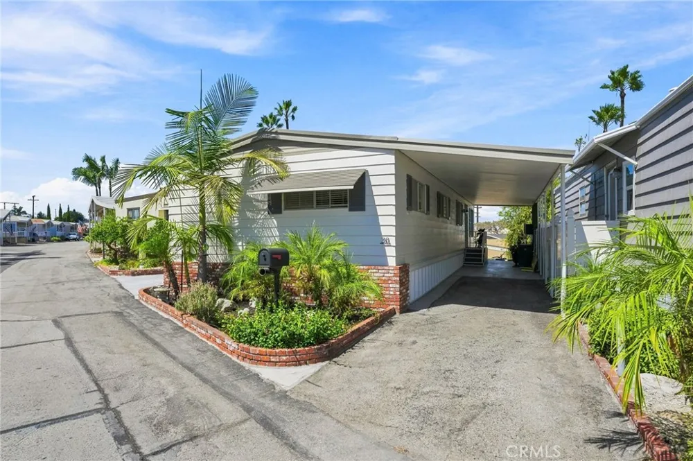 2550 Pacific Coast Hwy #30 Torrance, CA 90505