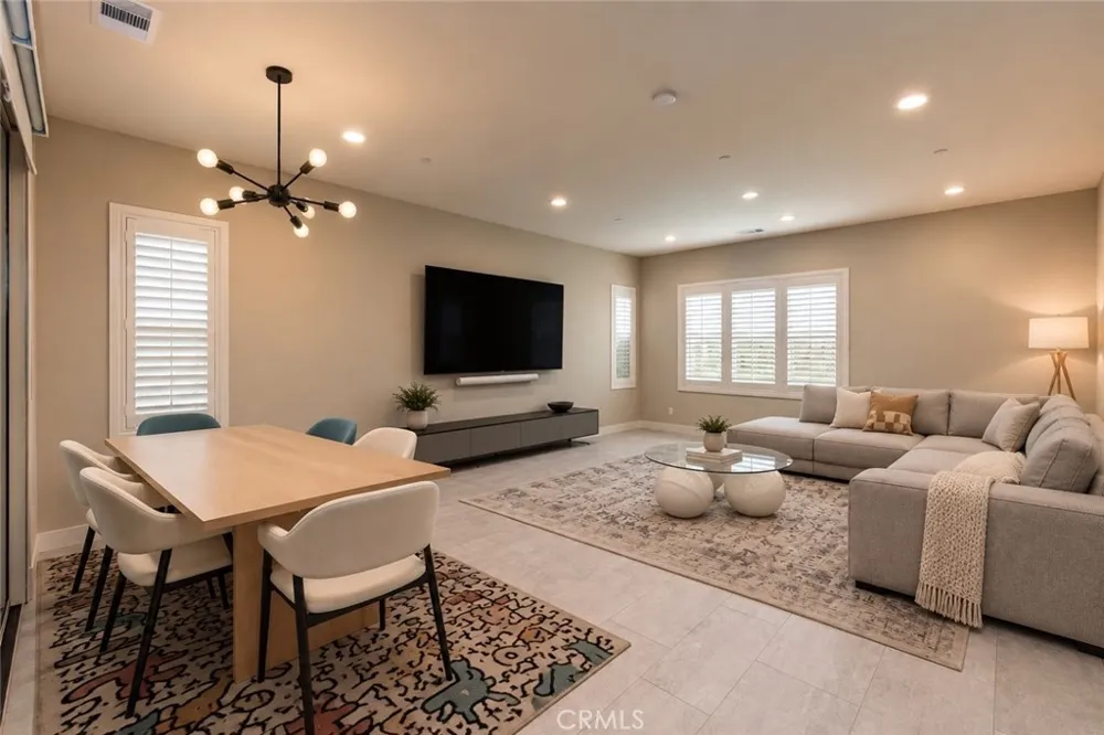153 Scale Irvine, CA 92618