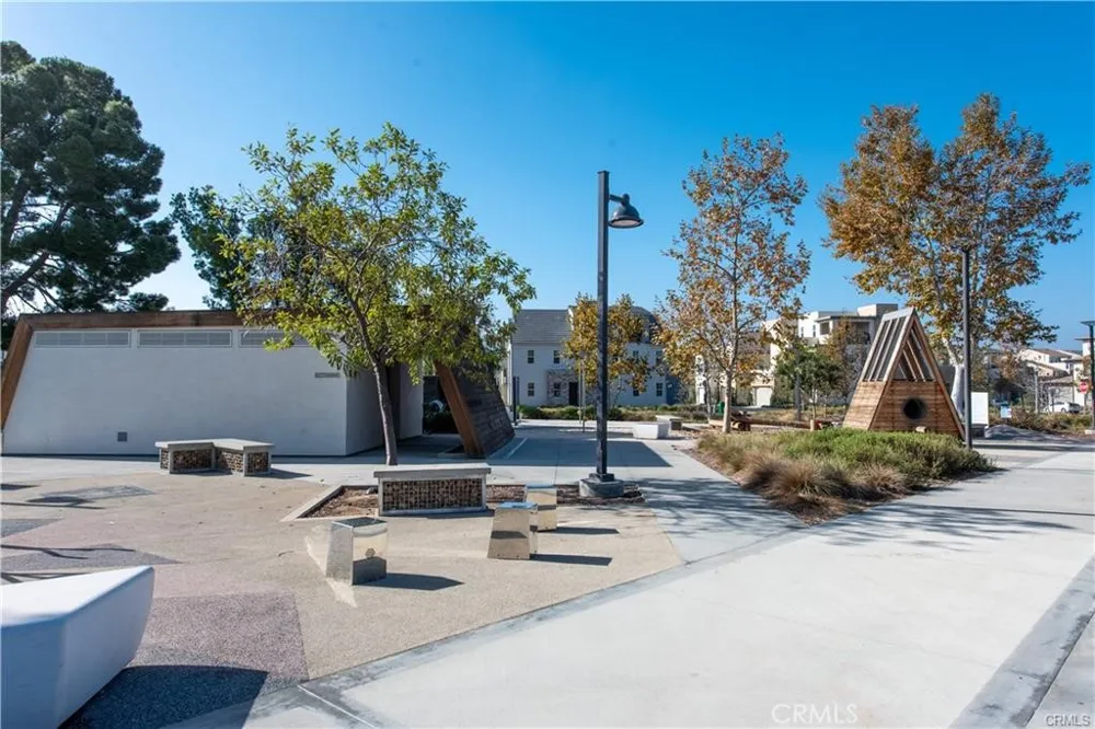 153 Scale Irvine, CA 92618