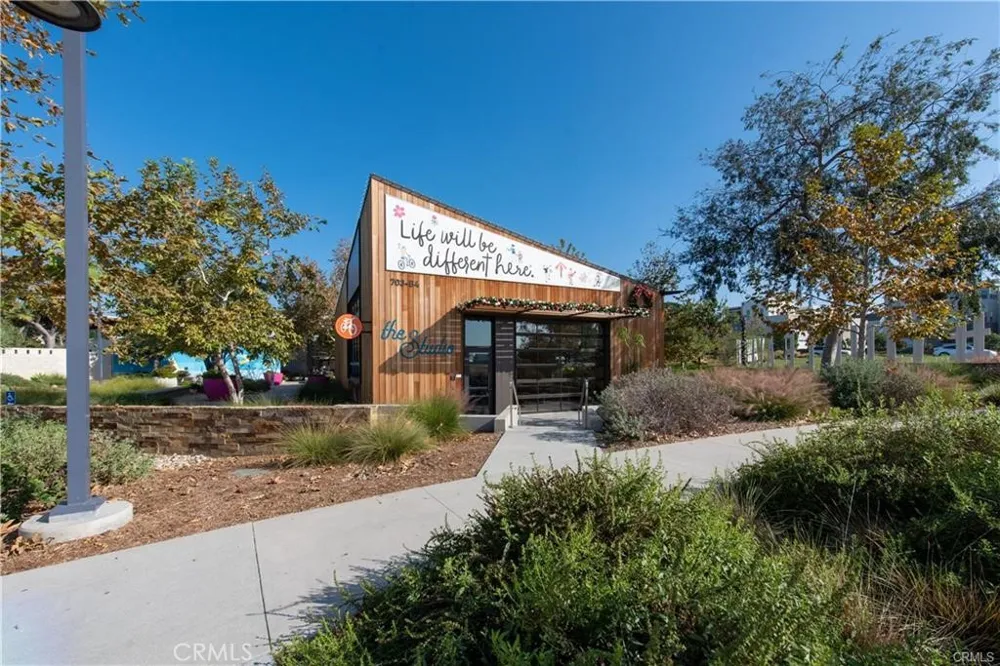 153 Scale Irvine, CA 92618