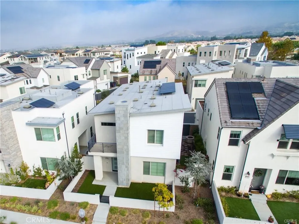 153 Scale Irvine, CA 92618