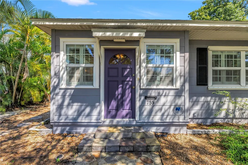755 39TH AVENUE NE St Petersburg, FL 33703