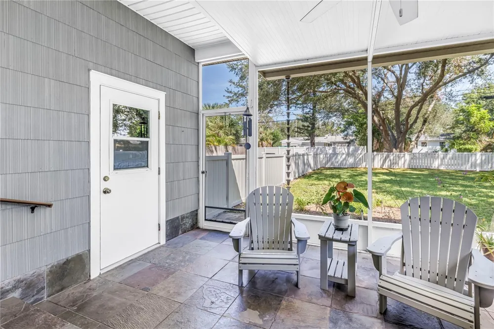755 39TH AVENUE NE St Petersburg, FL 33703