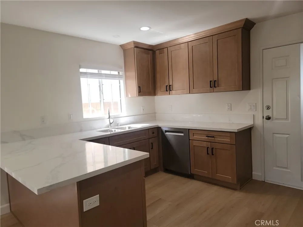 15919 Halldale Gardena, CA 90247