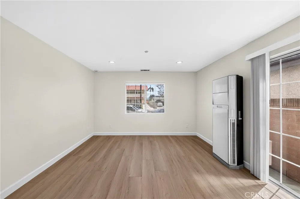 15919 Halldale Gardena, CA 90247