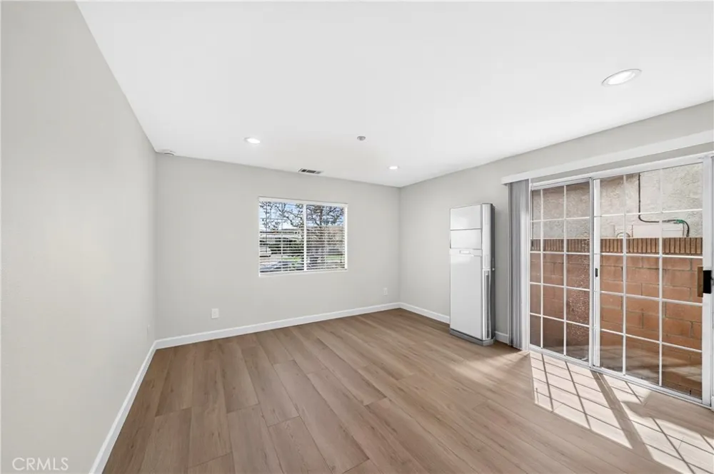 15919 Halldale Gardena, CA 90247