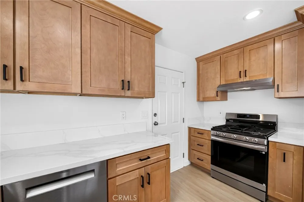 15919 Halldale Gardena, CA 90247