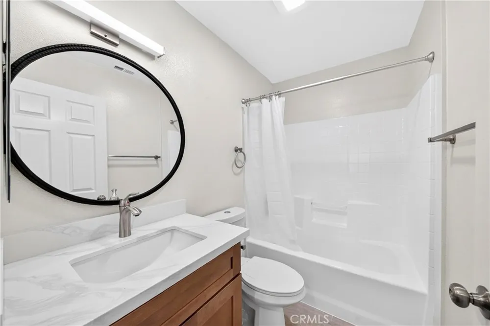 15919 Halldale Gardena, CA 90247