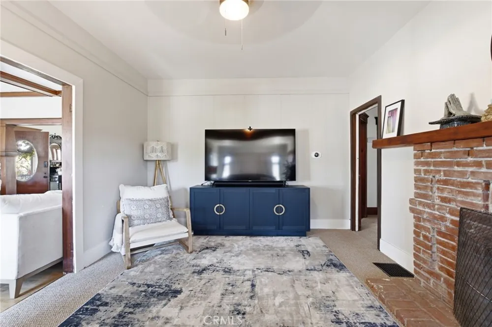 228 S Spring Lake Elsinore, CA 92530